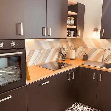 Brulart Apartment *